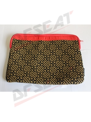 lady"s clutch bag