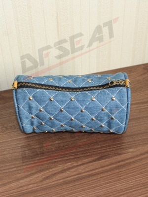 lady"s clutch bag