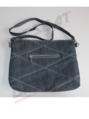 lady"s shoulder bag