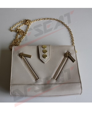 lady"s shoulder bag