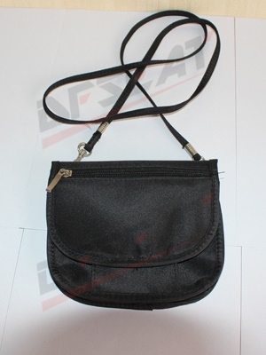 lady"s shoulder bag